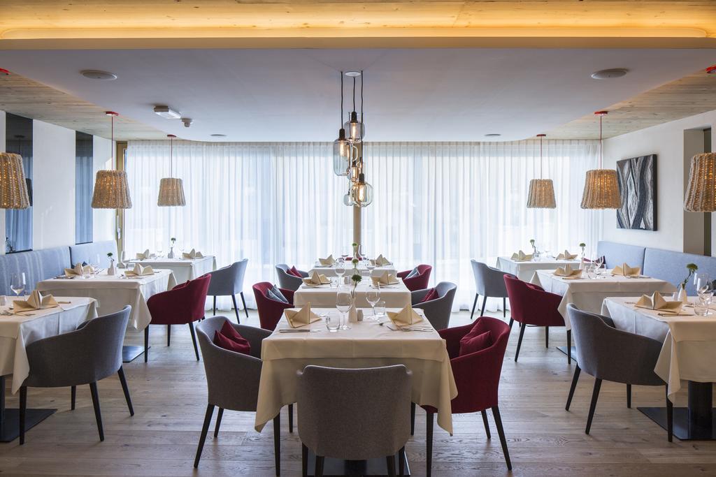 Falkensteiner Hotel & Spa Falkensteinerhof ヴァレス エクステリア 写真